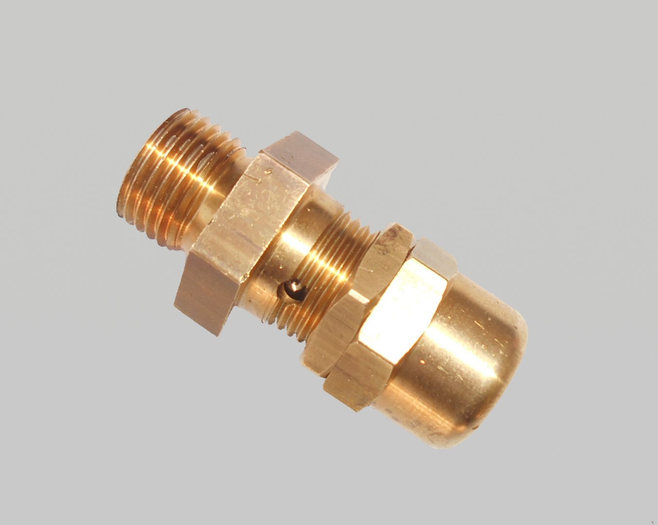 200.03.M007.jpg