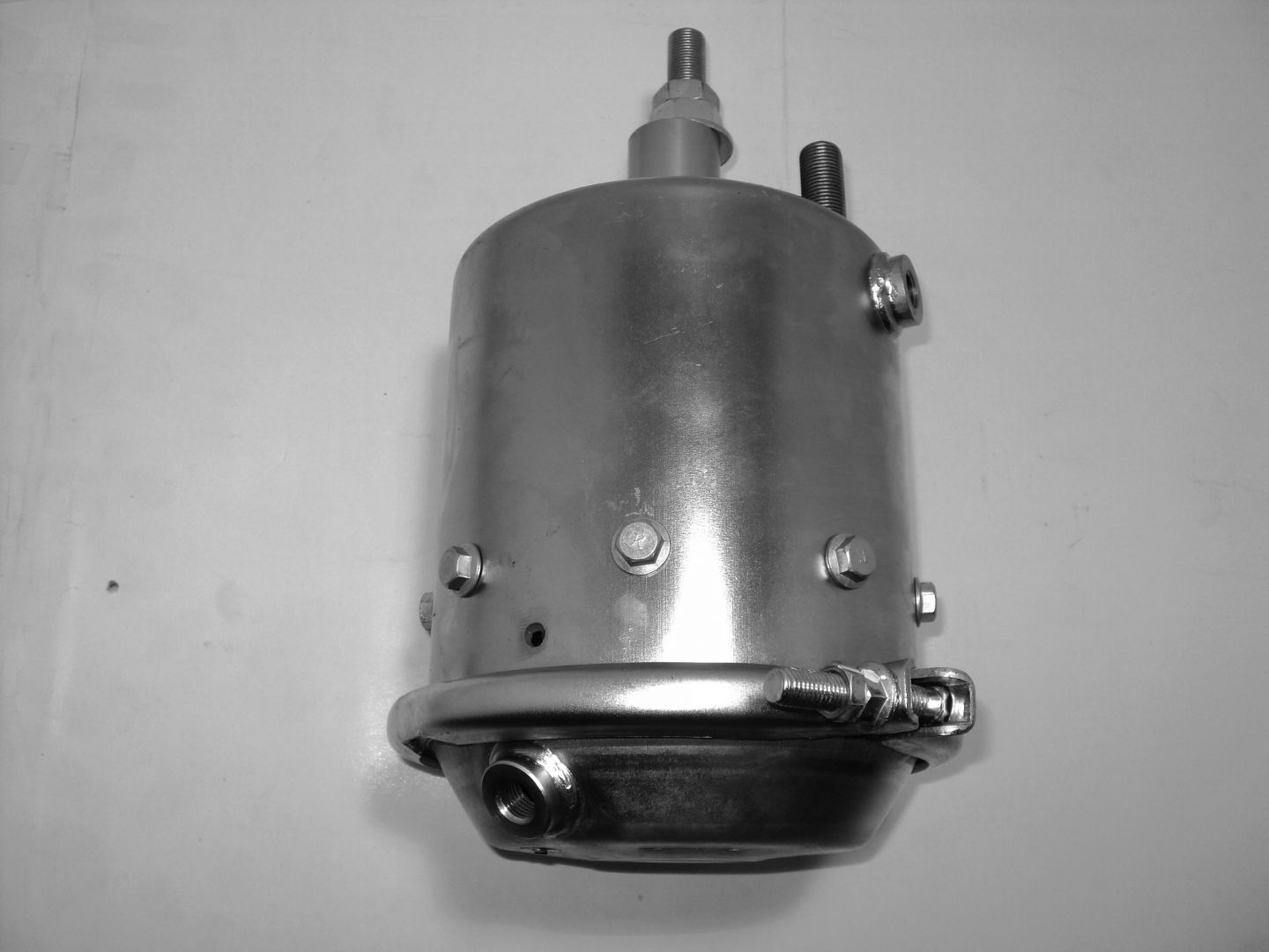 220.04.M004.jpg