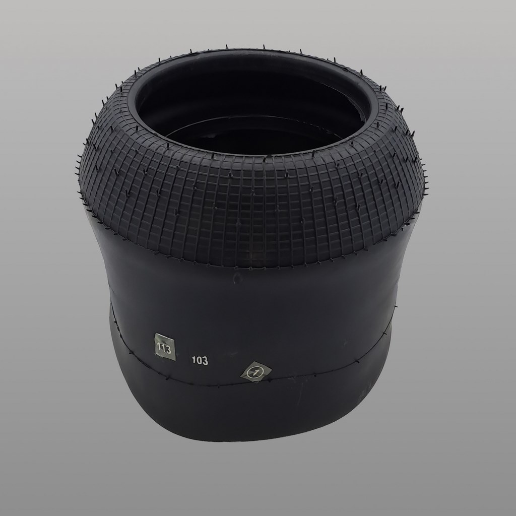 233-00079-00.jpg